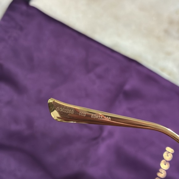 Gucci sunglasses GG0225S - Picture 8 of 17